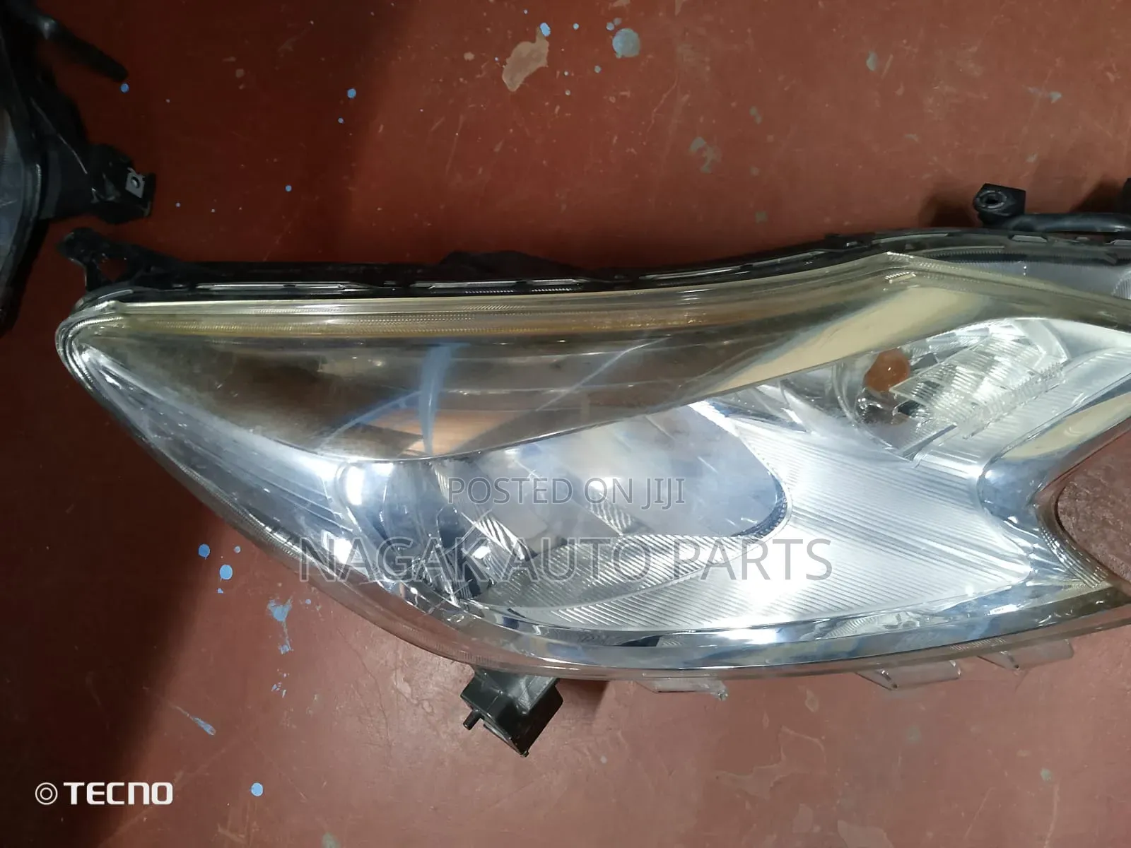Note 2012 Headlight
