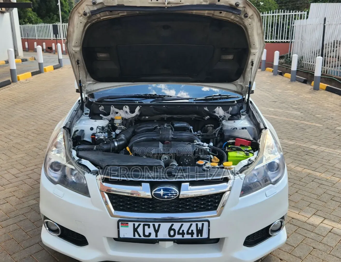 Subaru Legacy 2013 White