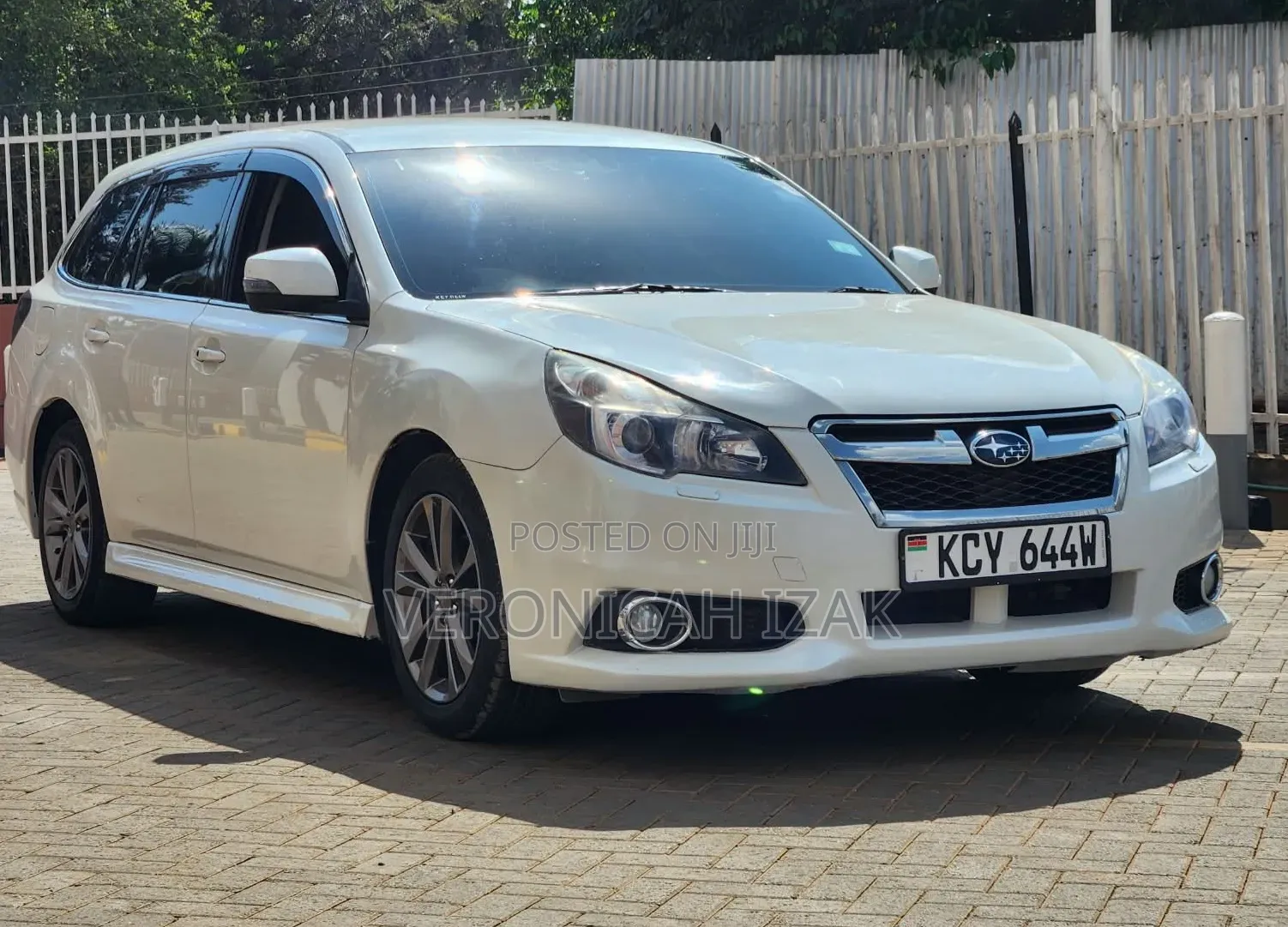 Subaru Legacy 2013 White