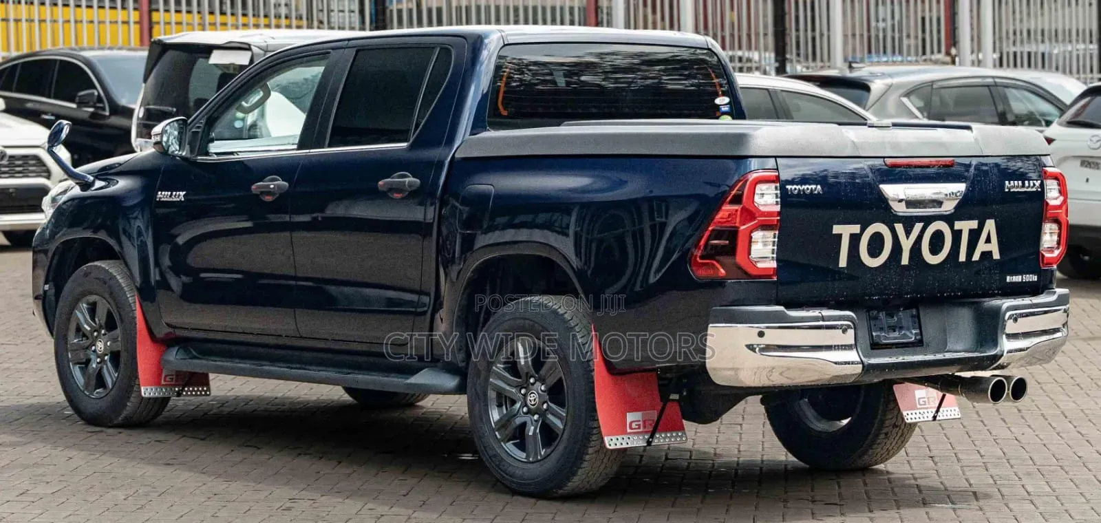 Toyota Hilux 2020 Black
