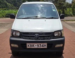 Toyota TownAce 2002 White