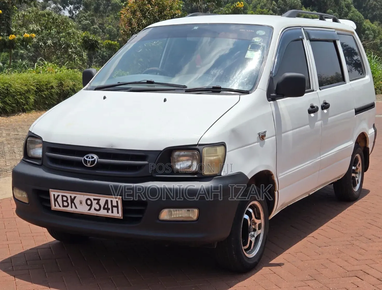 Toyota TownAce 2002 White