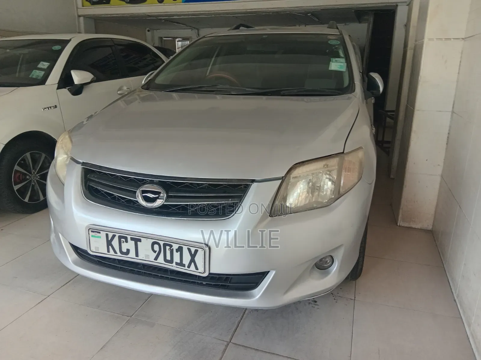 Toyota Corolla Fielder 2011 Silver