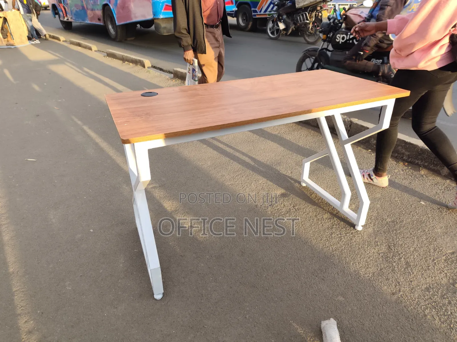 Modern Office Desk With Wooden