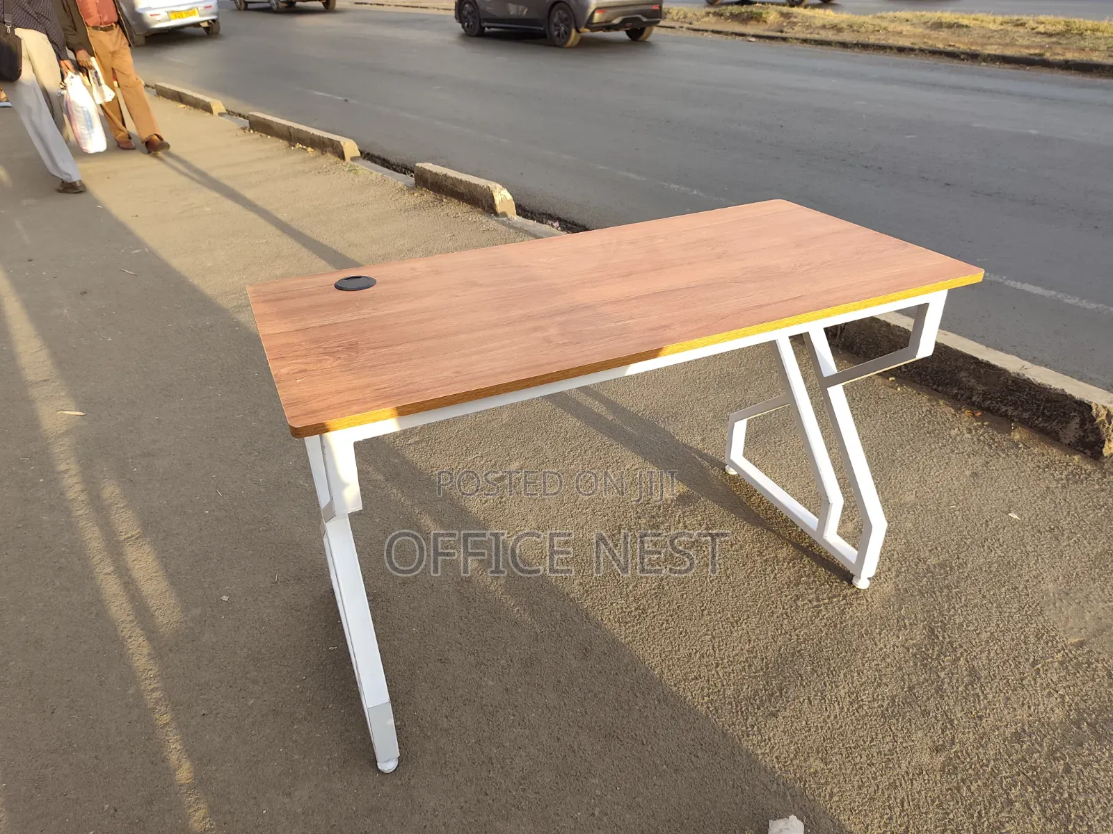Modern Office Desk With Wooden