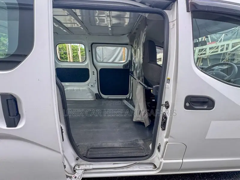 Nissan NV200 2019 White