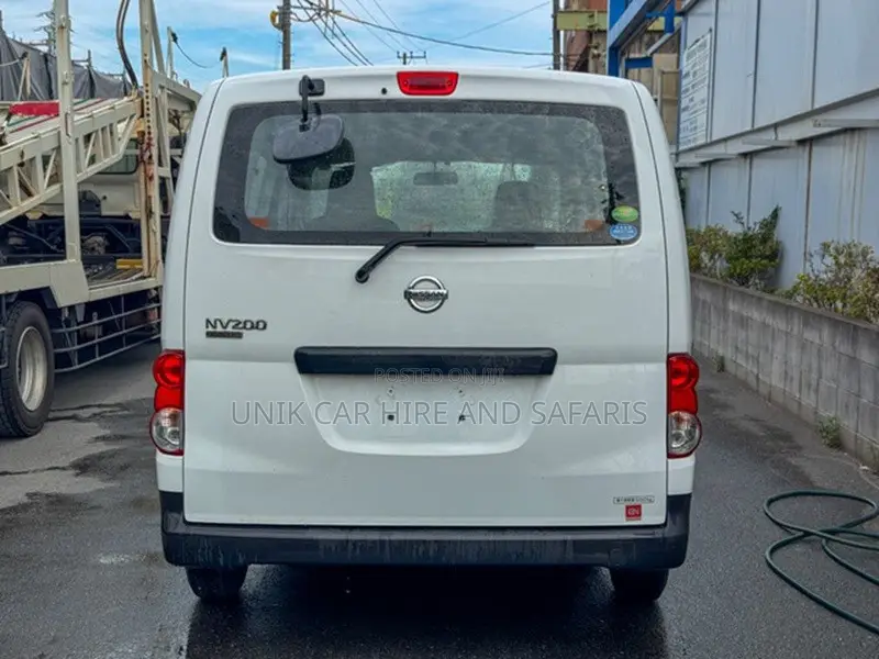 Nissan NV200 2019 White