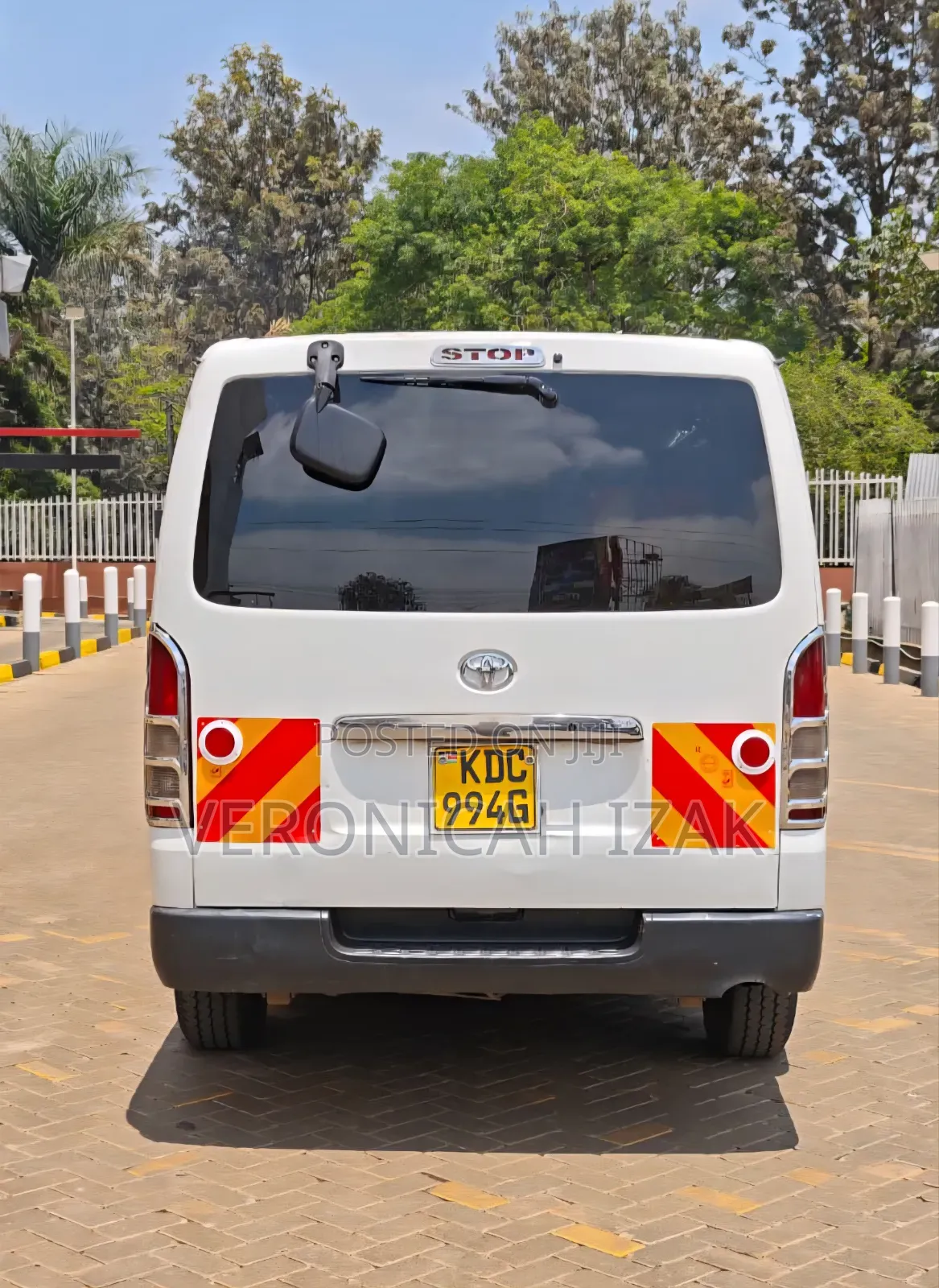 Toyota HiAce 2013 White