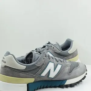 New Balance RC 1300