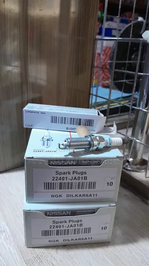 NGK DILKAR6A11 Iridium Spark Plug – Nissan 22401-Ja01b