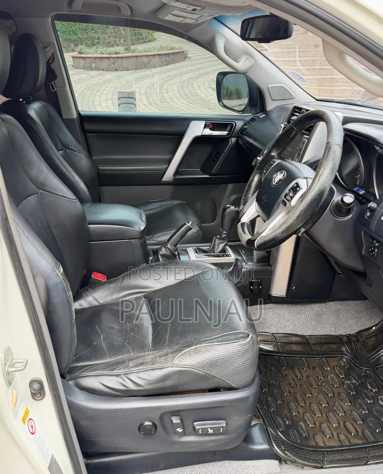 Toyota Land Cruiser Prado 2010