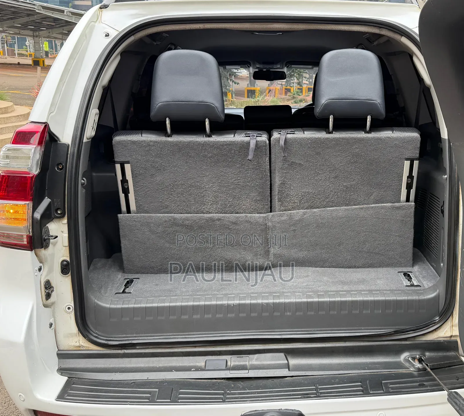 Toyota Land Cruiser Prado 2010