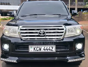 Toyota Land Cruiser Prado 2012