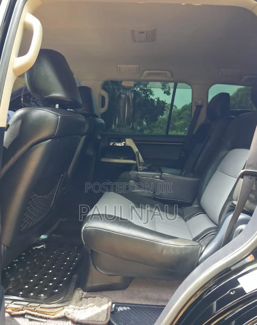 Toyota Land Cruiser Prado 2012