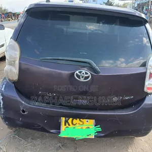 Toyota Passo 2011 Black