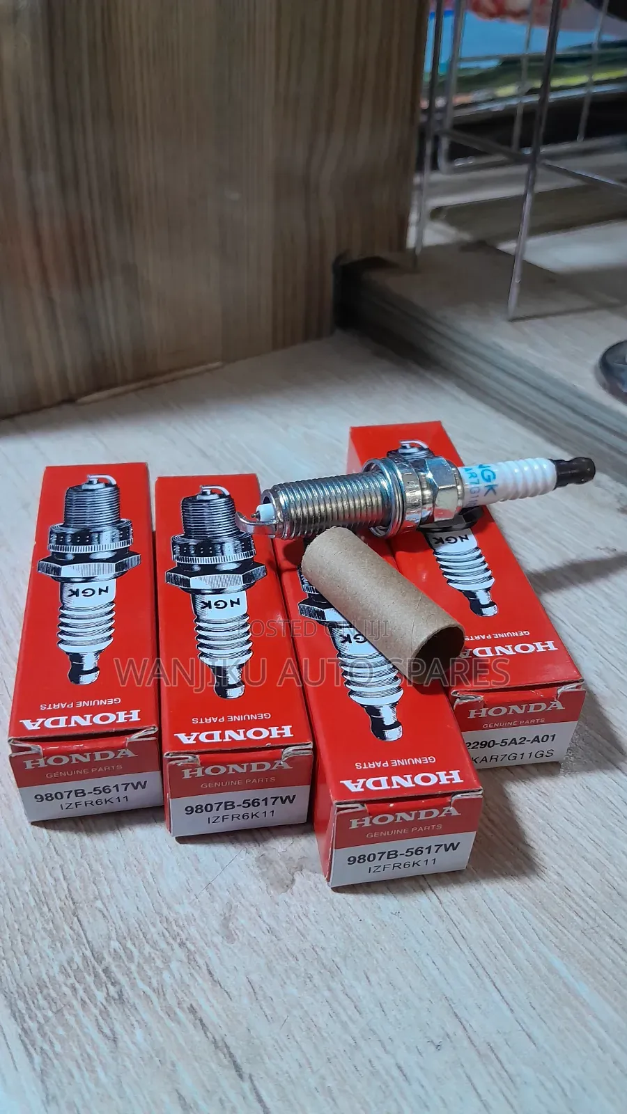 Honda Genuine NGK IZFR6K11 Iridium Spark Plug – 9807b-5617w