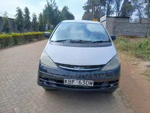 Toyota Estima 2002 Pearl