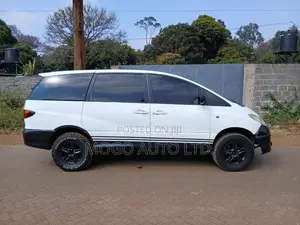 Toyota Estima 2002 Pearl