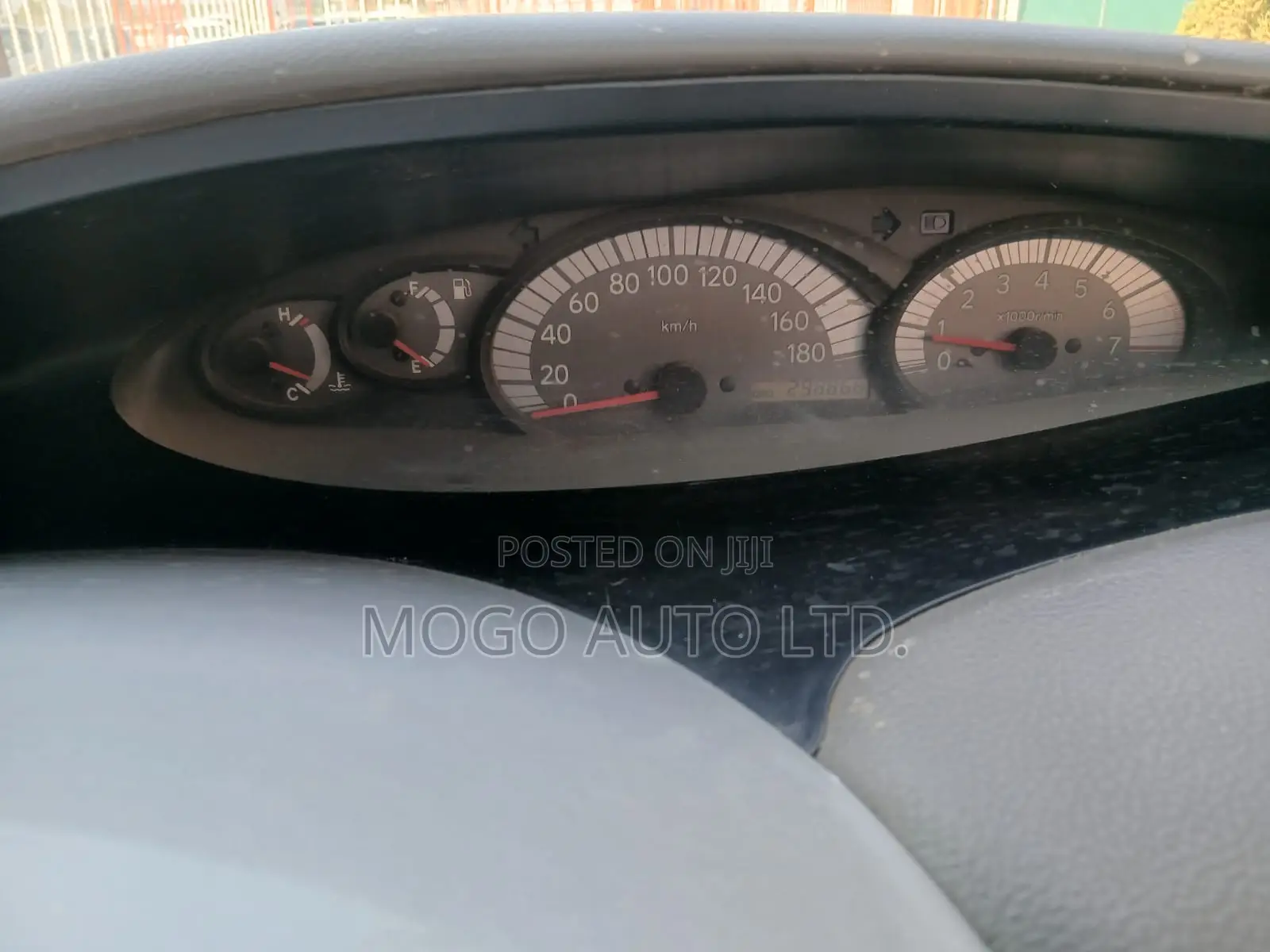 Toyota Estima 2002 Pearl