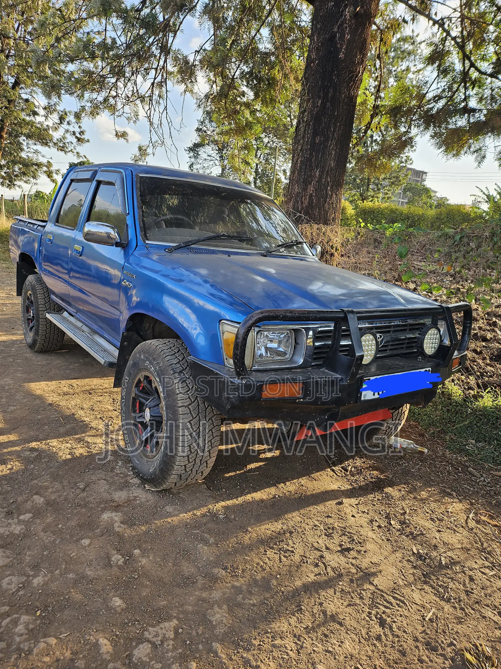 Toyota Hilux 1994 Blue