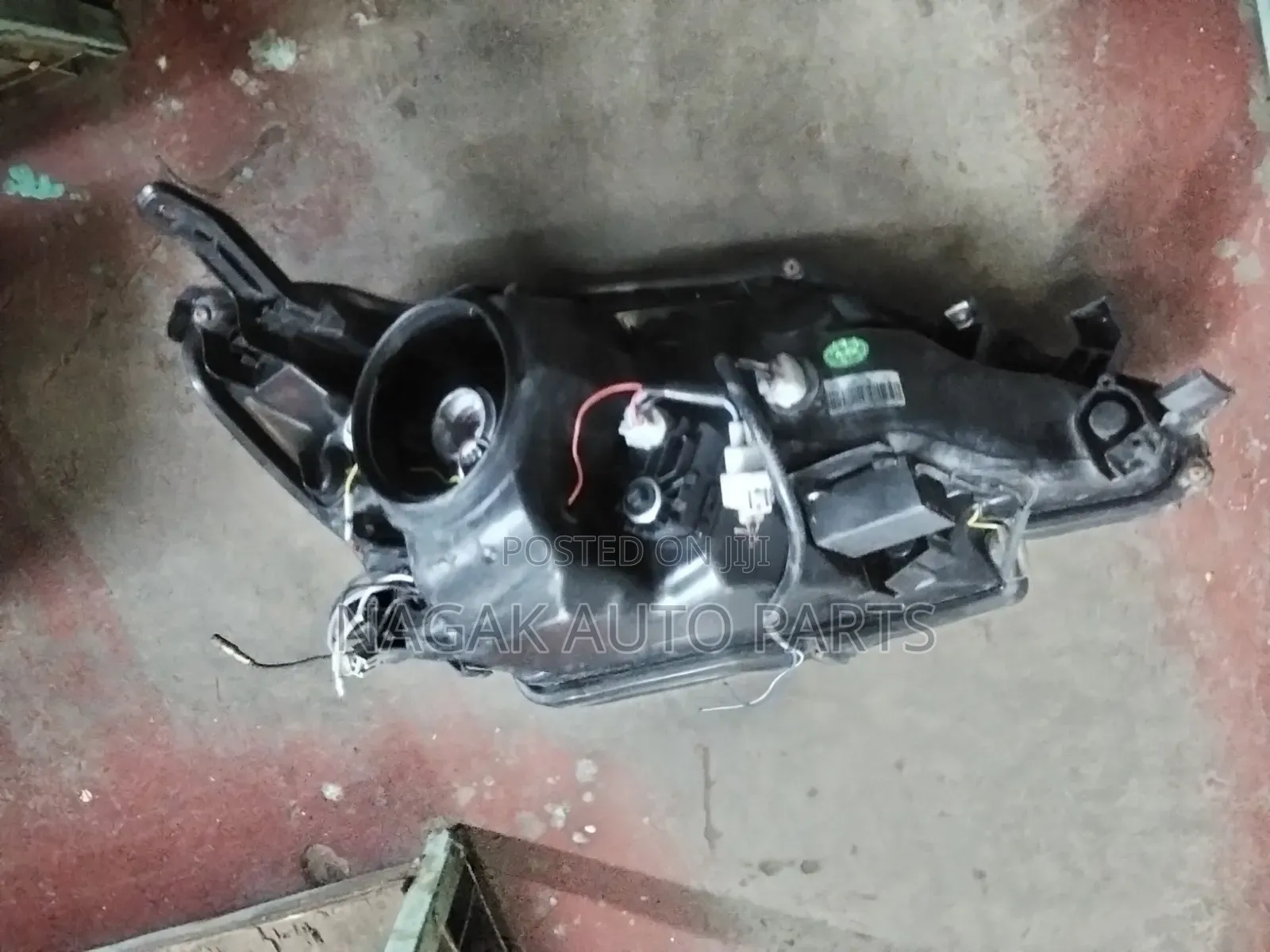 Mark X 2015 Headlight