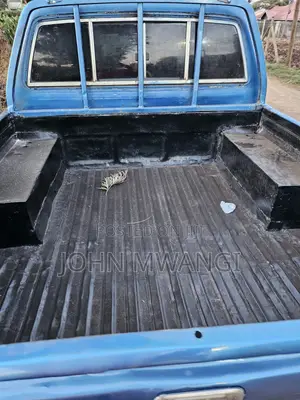 Toyota Hilux 1994 Blue