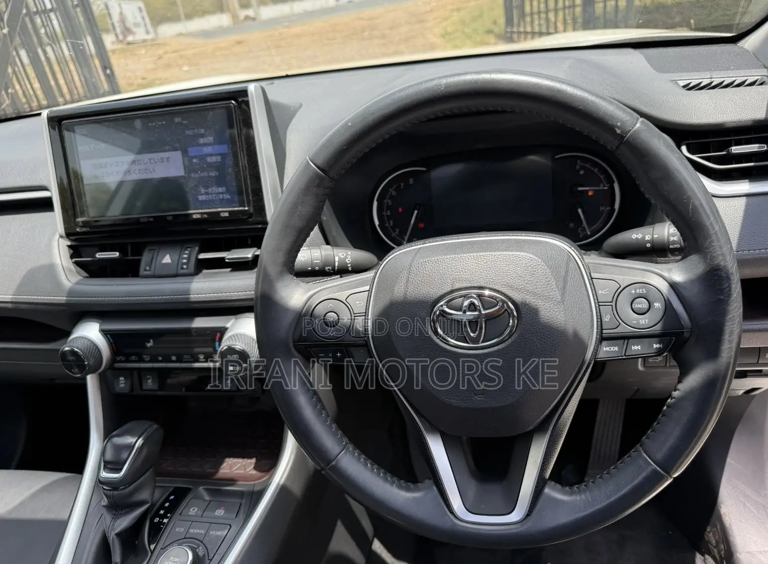 Toyota RAV4 Limited AWD 2019 White