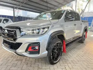 Toyota Hilux 2020 Silver