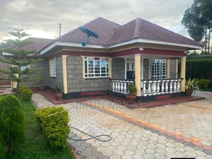 3bdrm Bungalow in Kenyatta Road / Theta  for sale