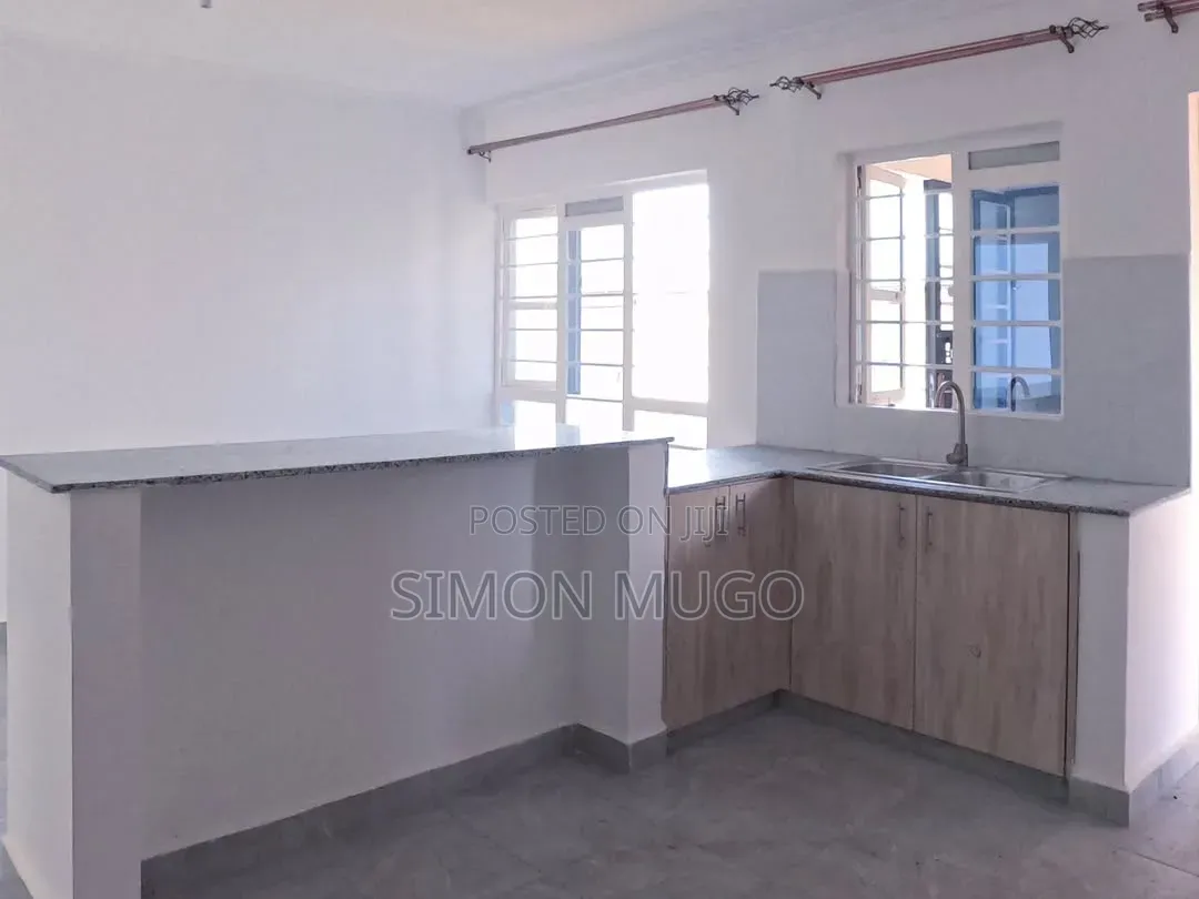 3bdrm Bungalow in Kenyatta Road / Theta  for sale
