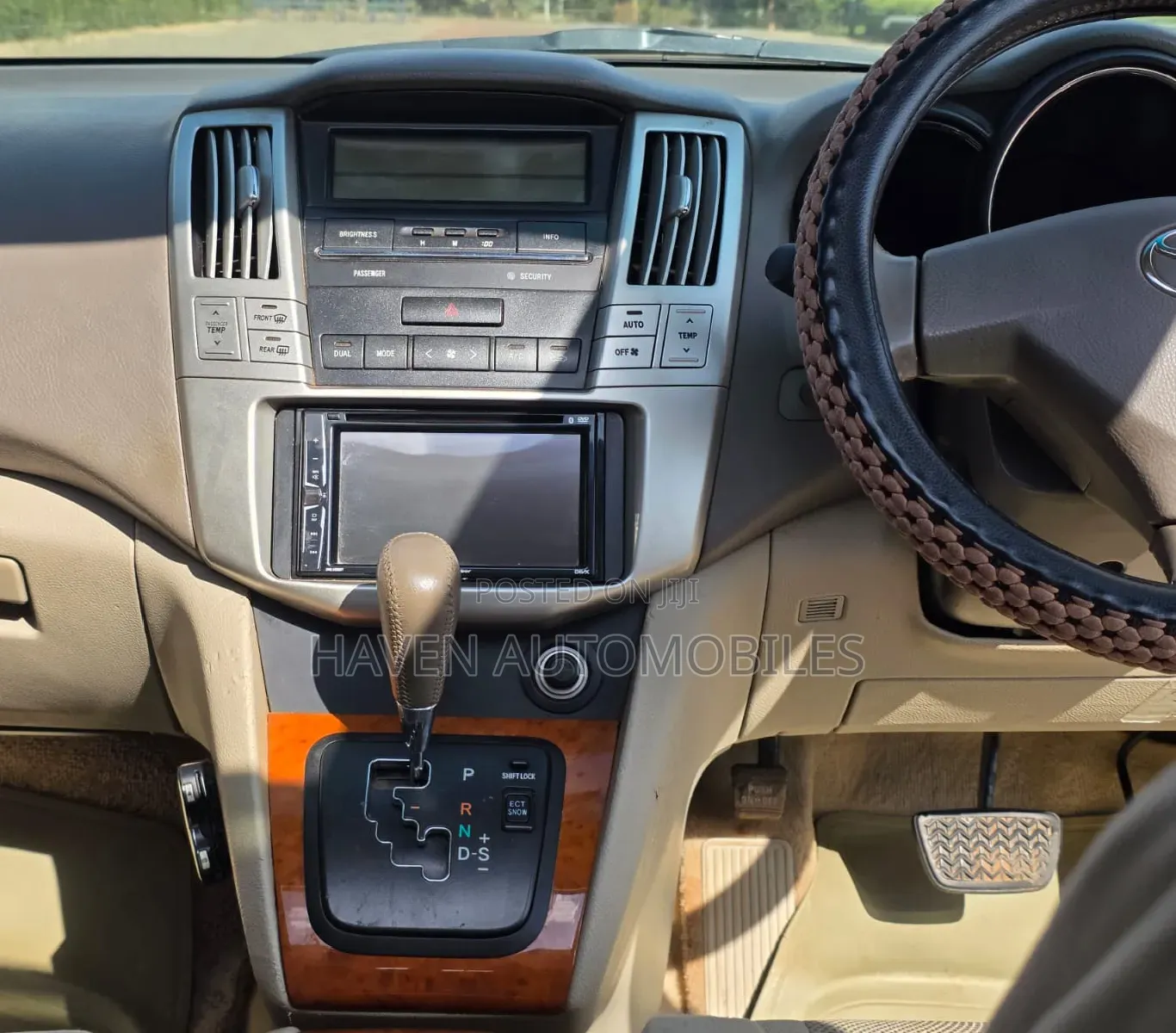 Toyota Harrier 2009 White