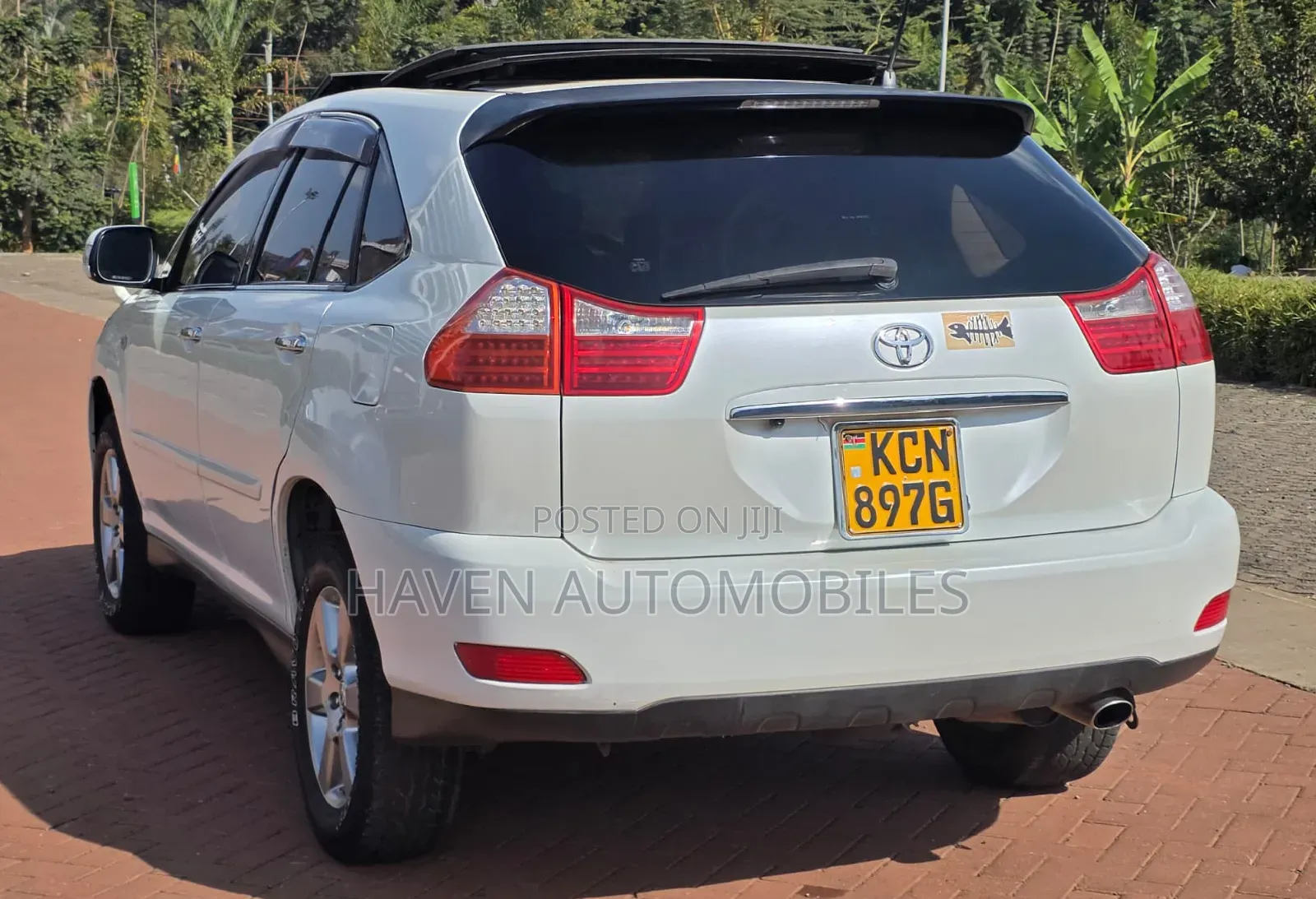 Toyota Harrier 2009 White