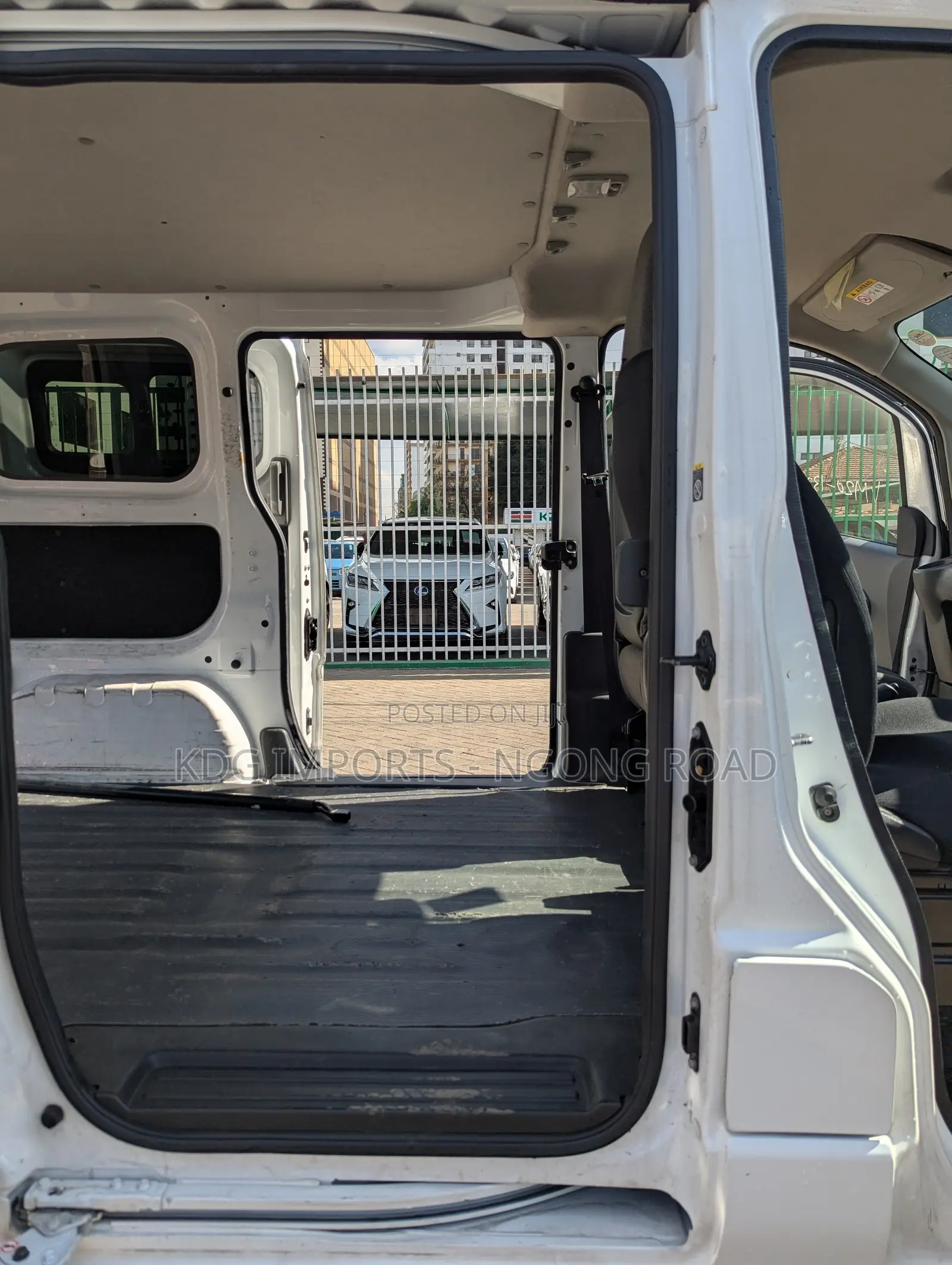 Nissan NP200 2019 White