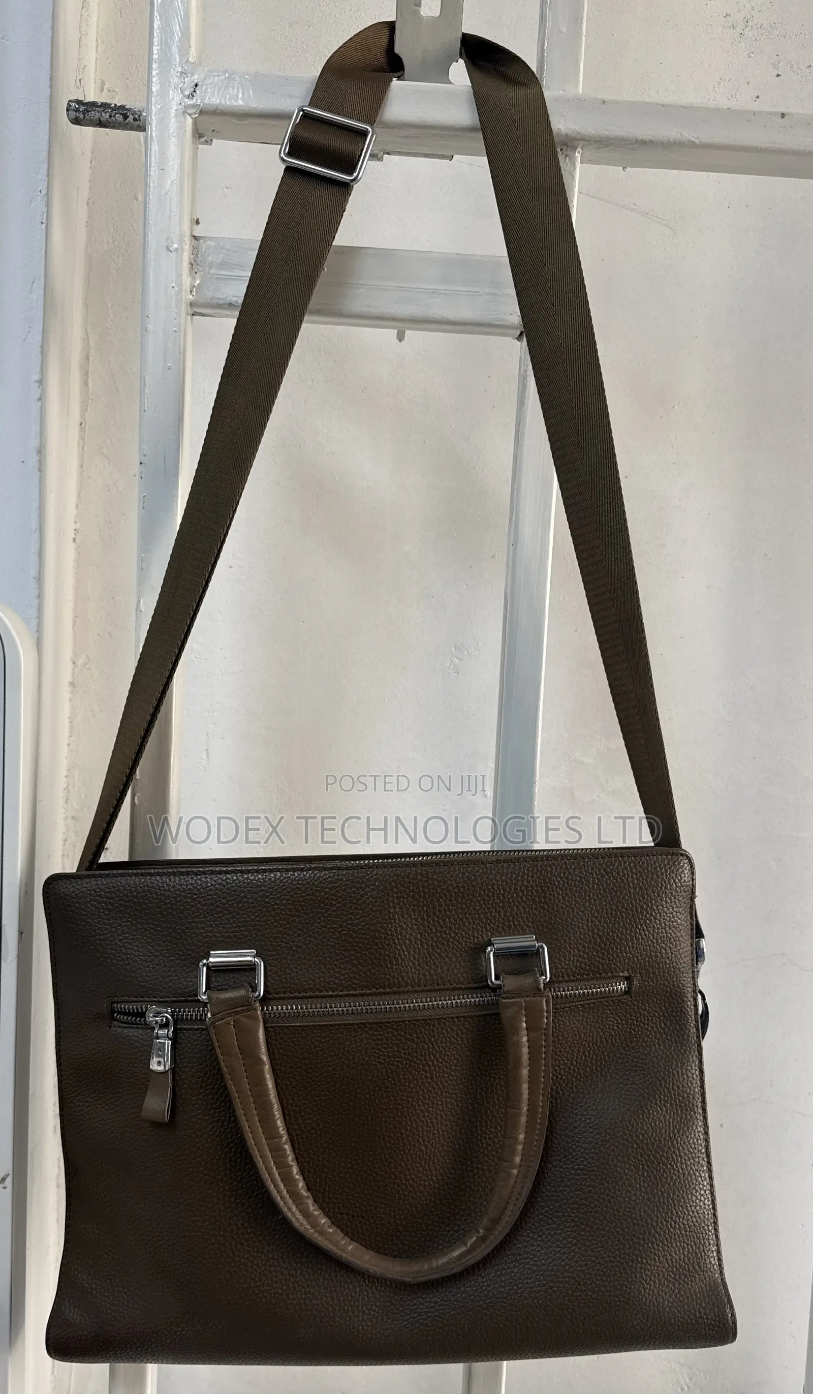 Jinluda Taupe Pebbled Leather Tote Handbag