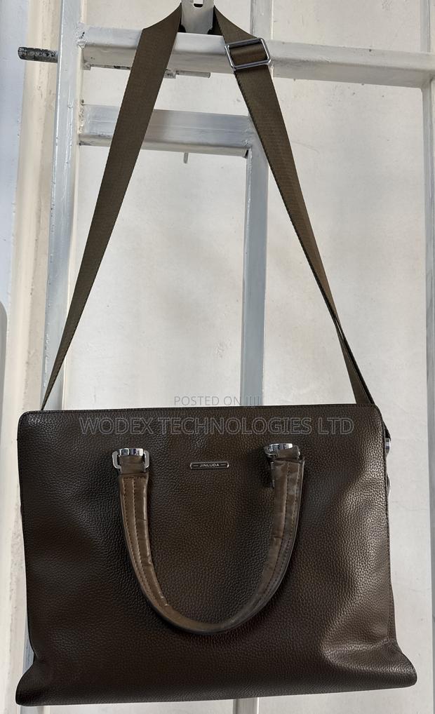 Jinluda Taupe Pebbled Leather Tote Handbag