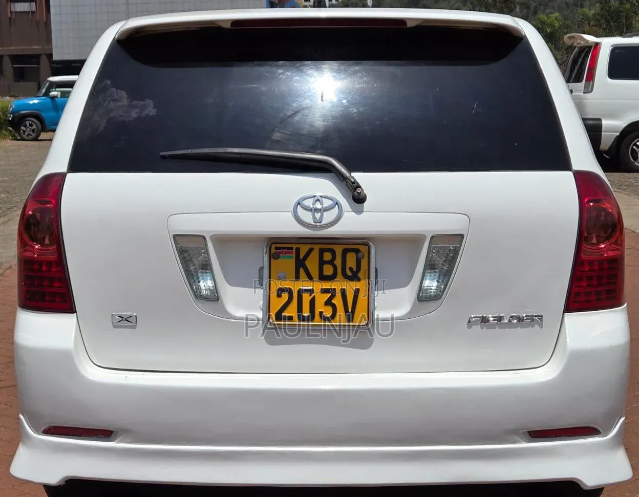 Toyota Corolla Fielder 2006