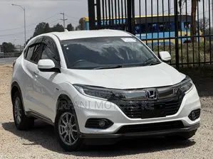 Honda Vezel 1.5 Hybrid 2WD 2019 Pearl