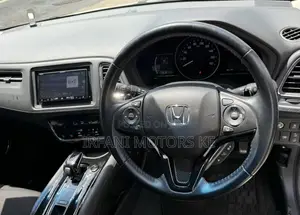 Honda Vezel 1.5 Hybrid 2WD 2019 Pearl