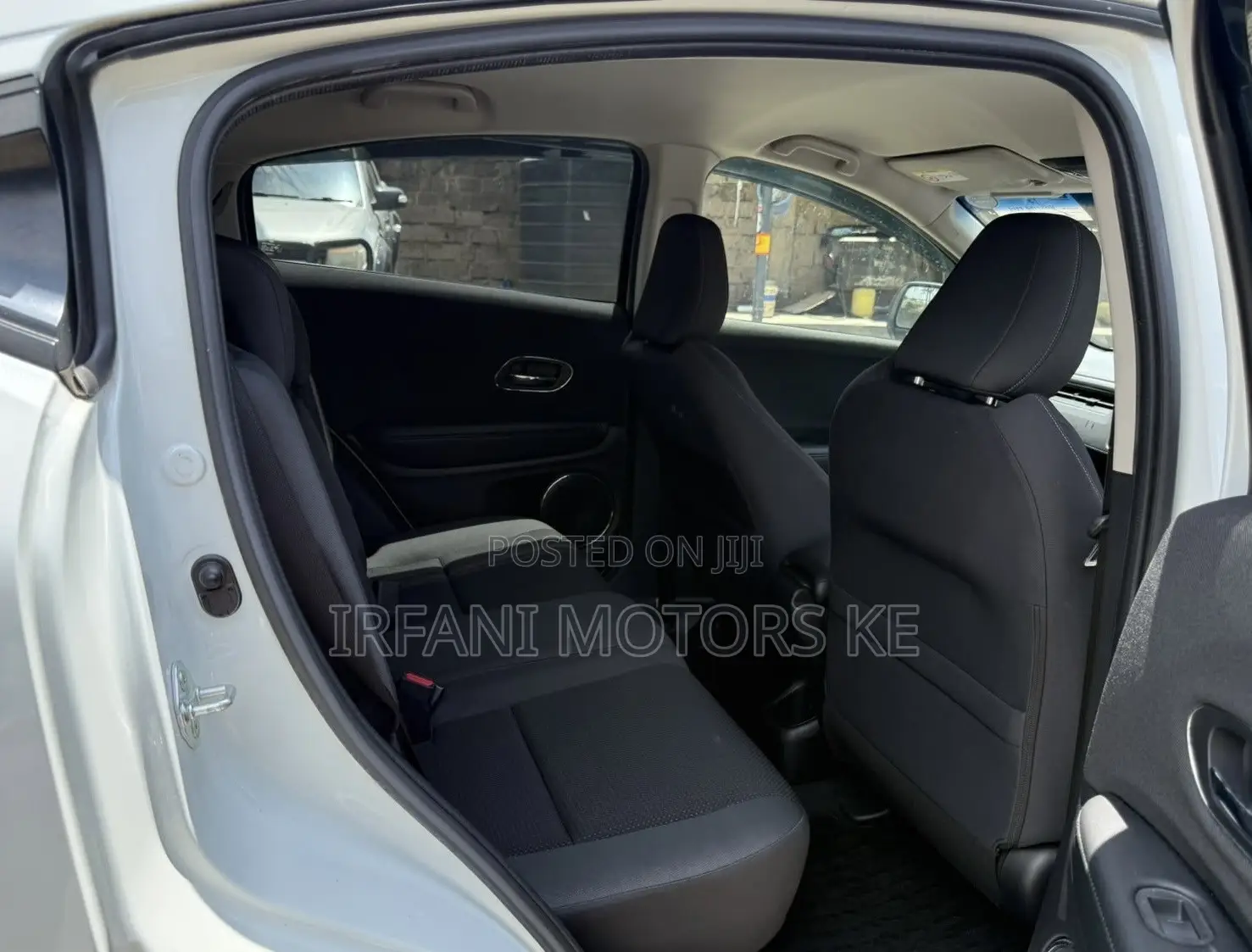 Honda Vezel 1.5 Hybrid 2WD 2019 Pearl