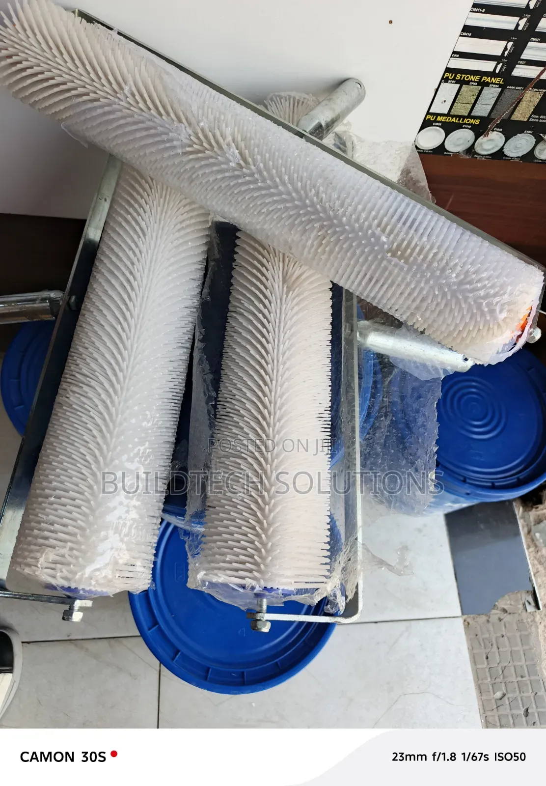 Epoxy Spike Roller.