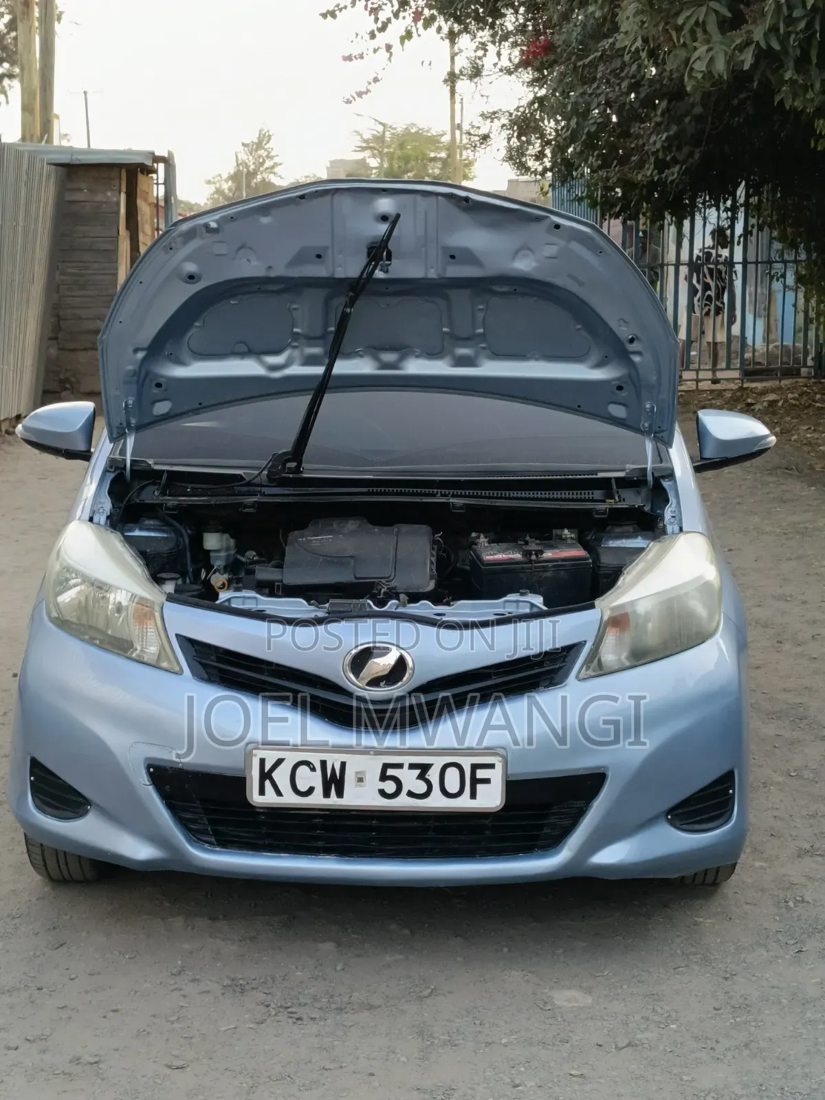 Toyota Vitz 2012 Blue