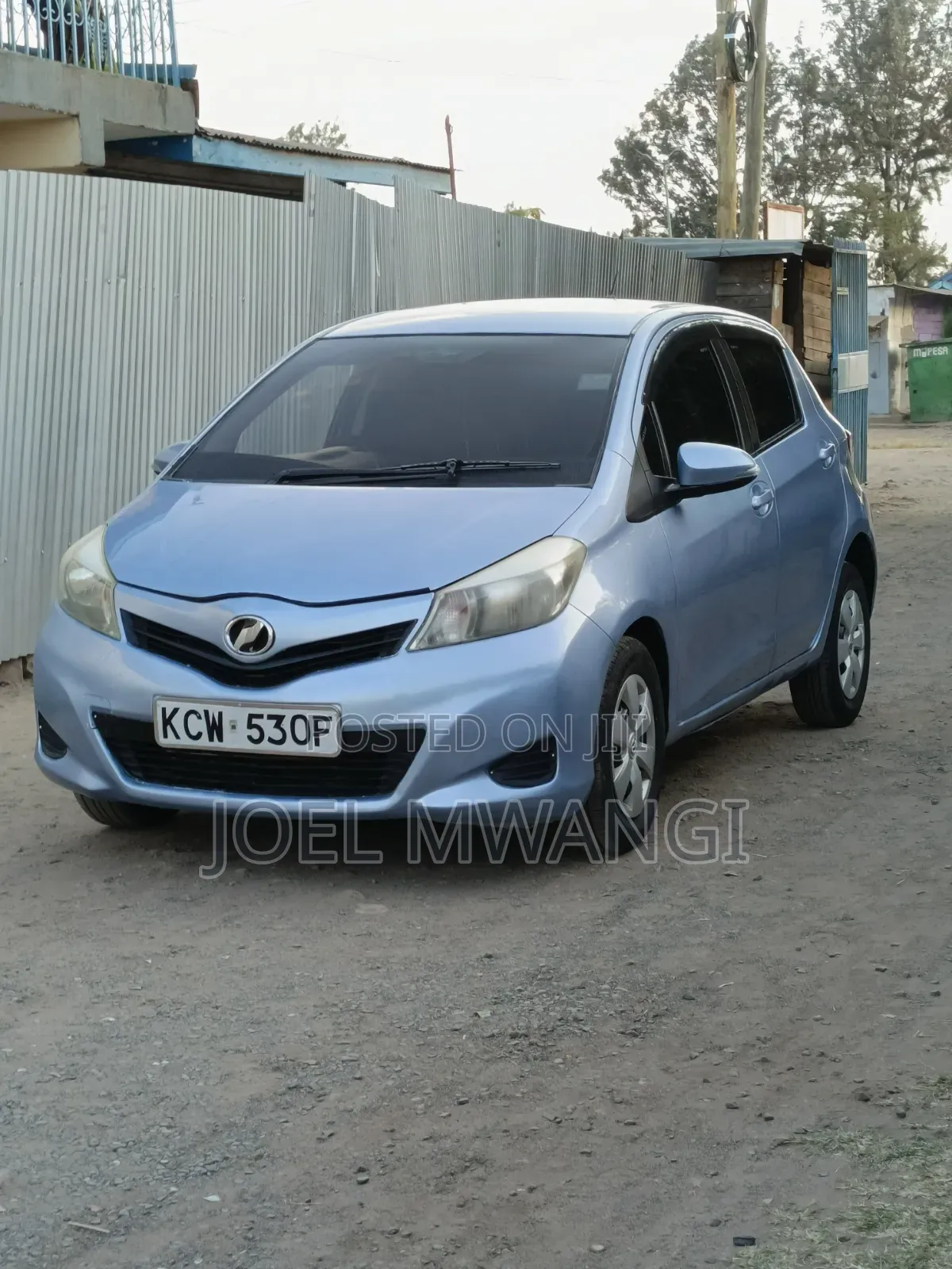Toyota Vitz 2012 Blue