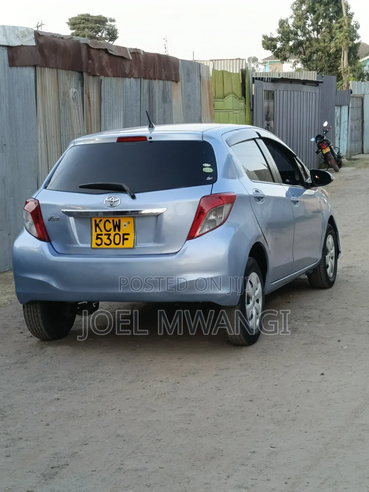 Toyota Vitz 2012 Blue