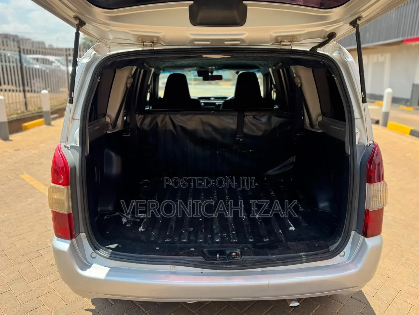 Toyota Probox 2016 Silver