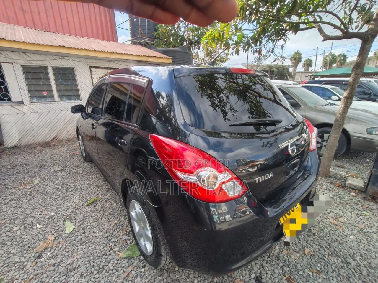 Nissan Tiida 2012 Black