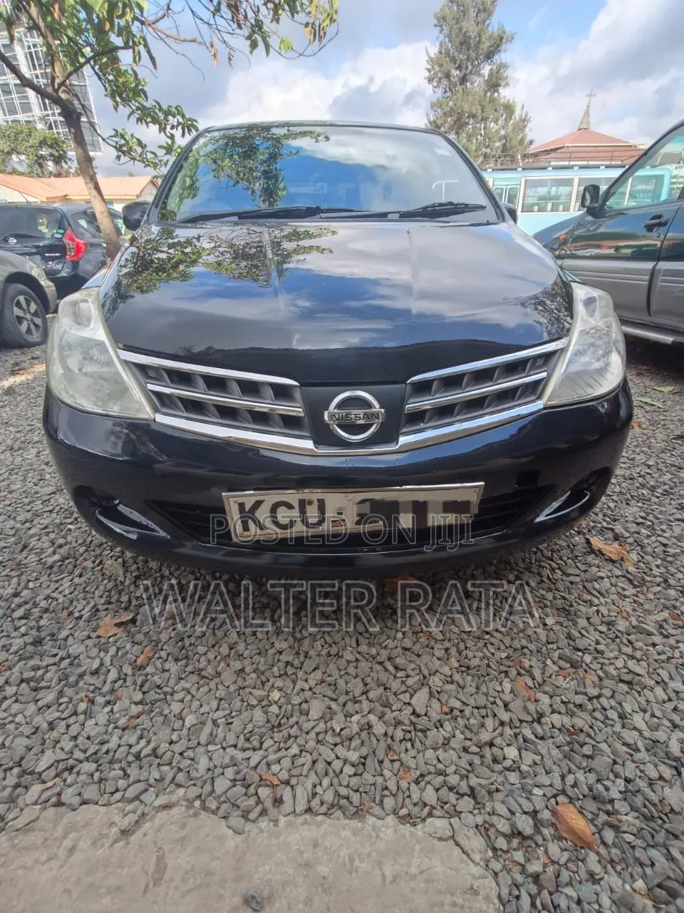Nissan Tiida 2012 Black