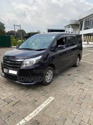 Toyota Noah 2.0 FWD (7 Seater) 2017 Purple