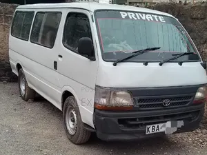 Toyota HiAce 2000 White