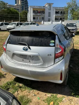 Toyota Aqua 2019 Silver