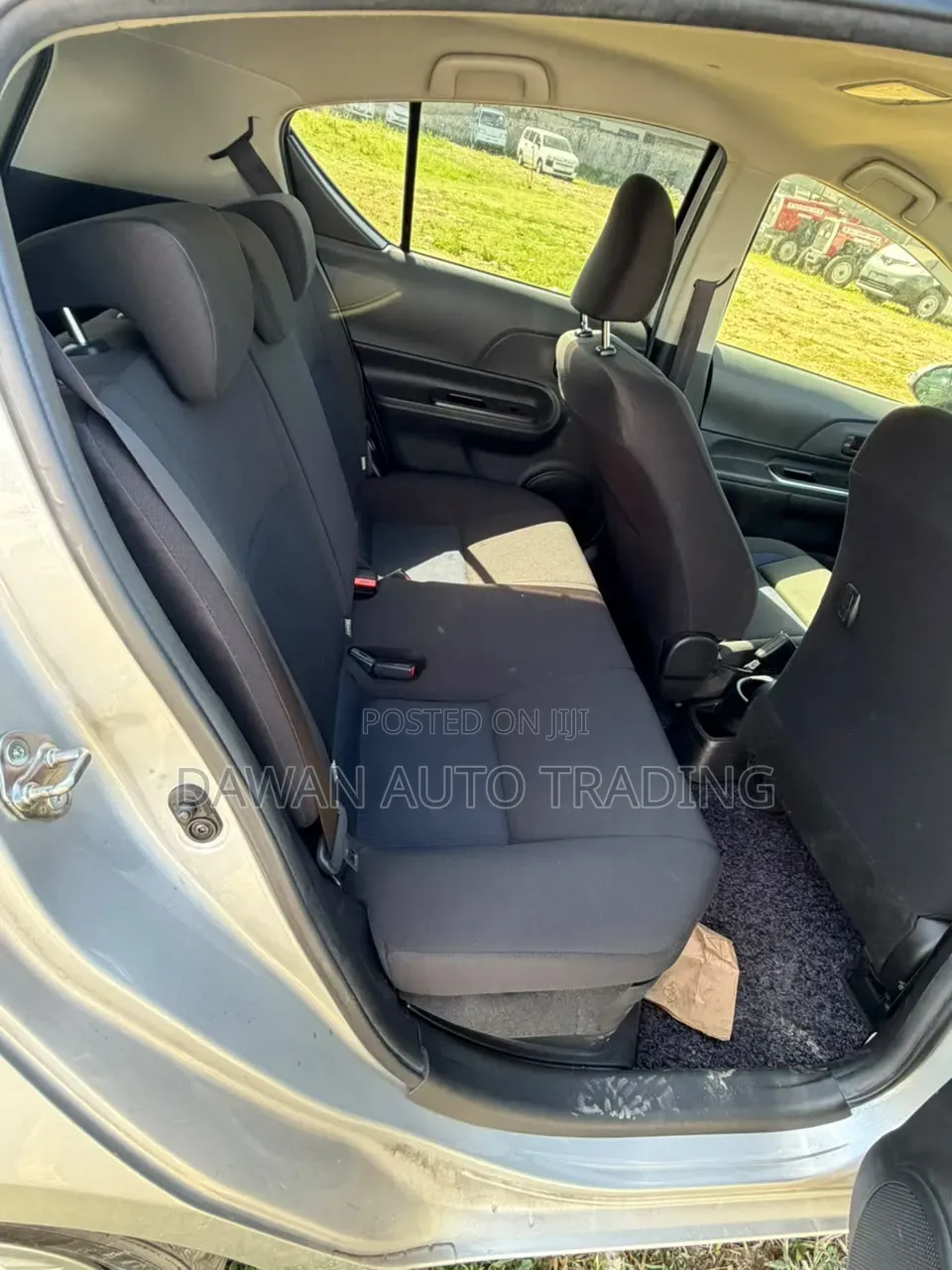 Toyota Aqua 2019 Silver